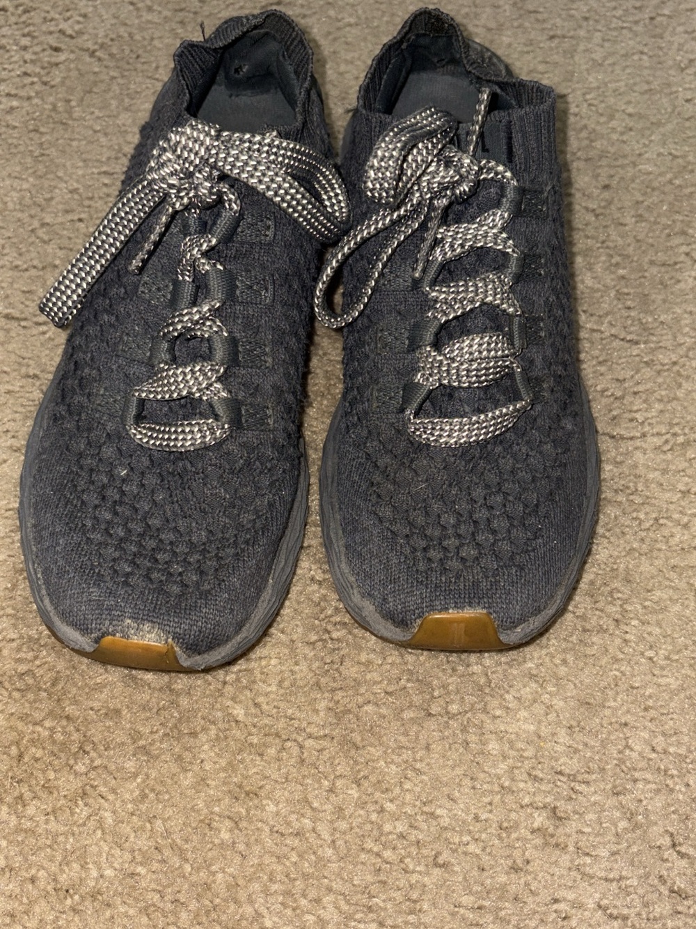 NOBULL knit runners size 7.5
